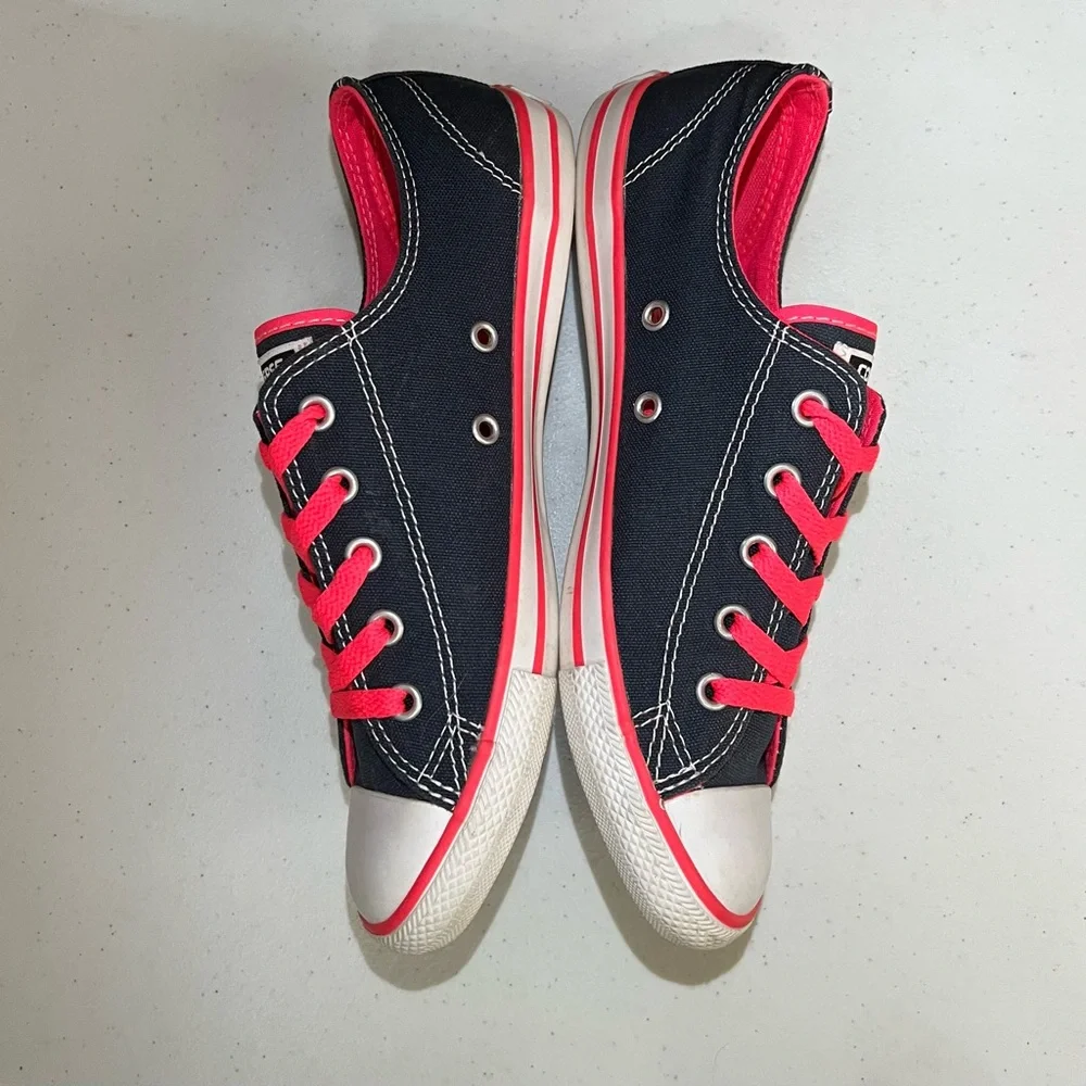 Converse CTAS Dainty Ox |  Navy Blue and Neon Pink - Picture 7 of 11
